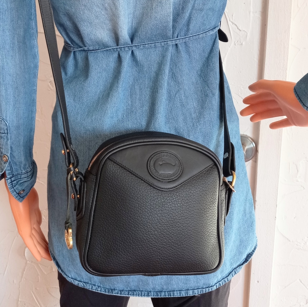 Dooney & Bourke AWL,  Camera Crossbody bag - Picture 13 of 15